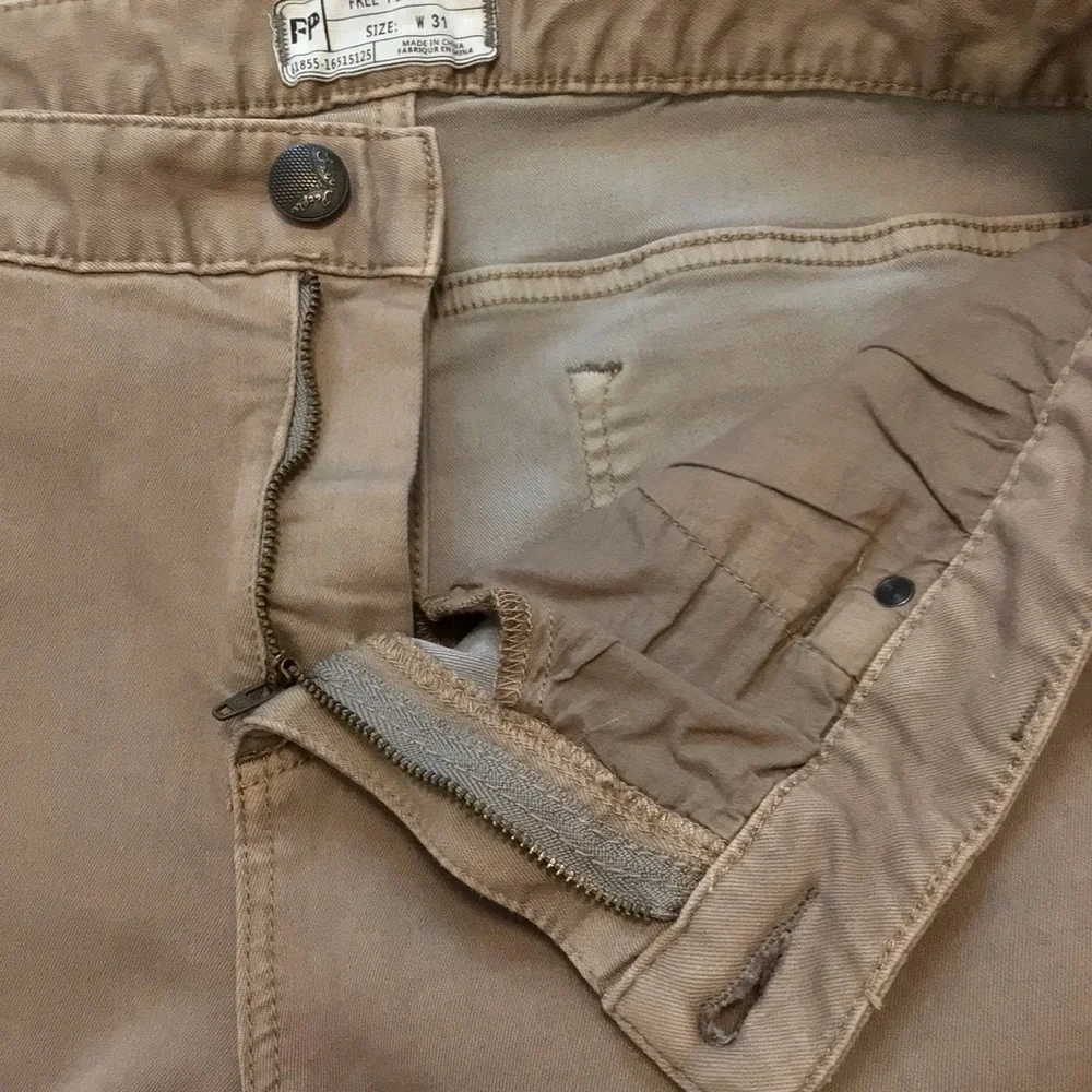 Free People Brown Mid Rise Destroyed Skinny Jeans 31